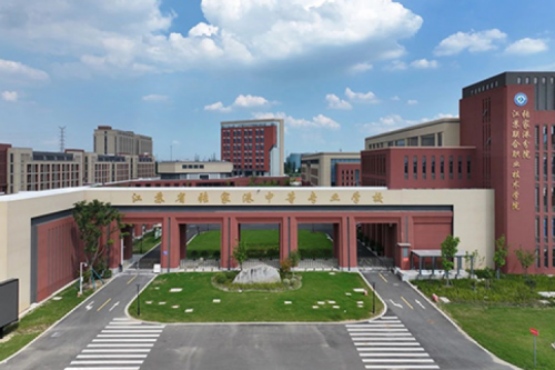 nangong28.com数码DCN助力张家港市中等专业学校“智行”校园网络建设项目